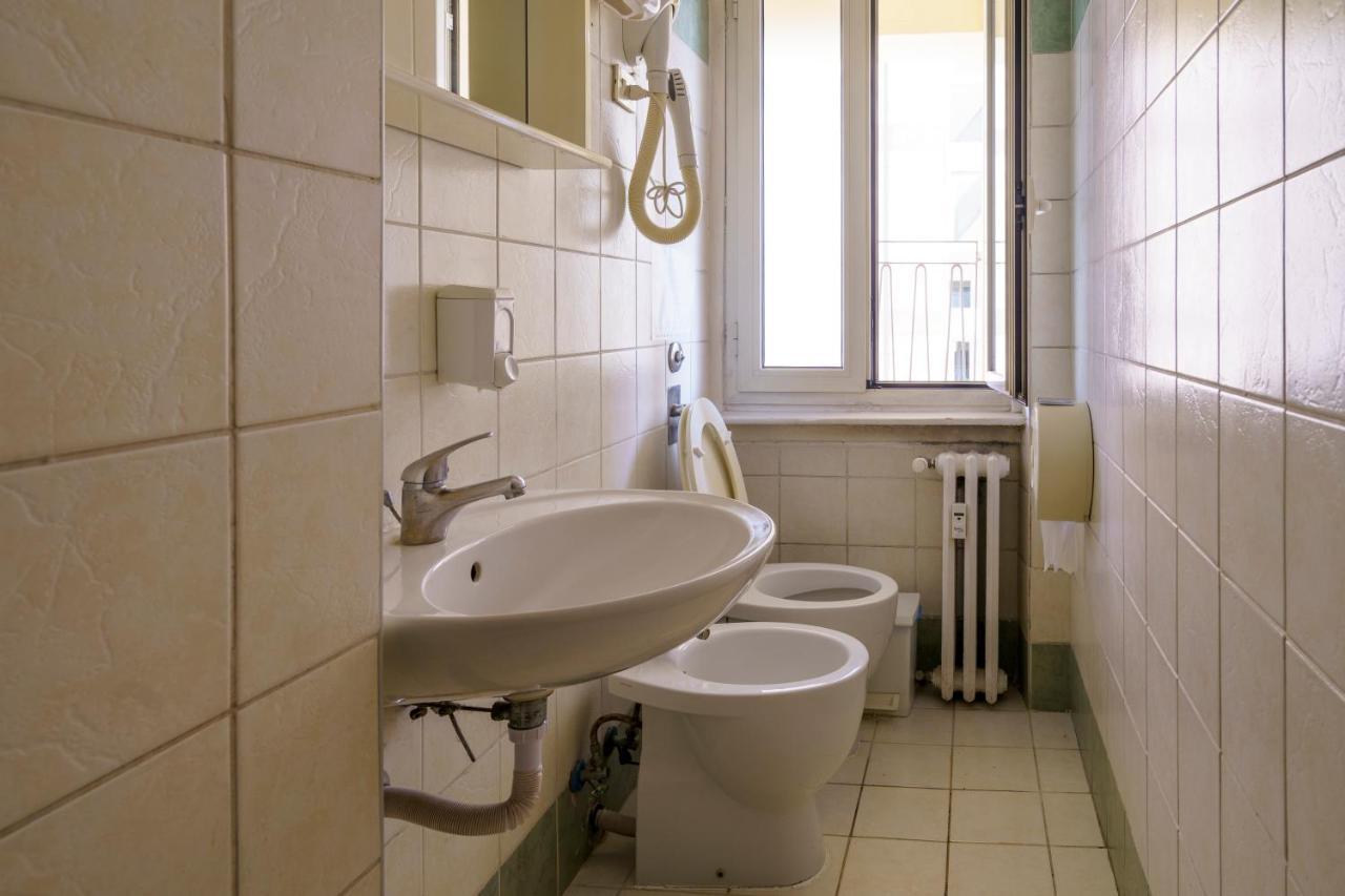 Hotel America Milan Luaran gambar