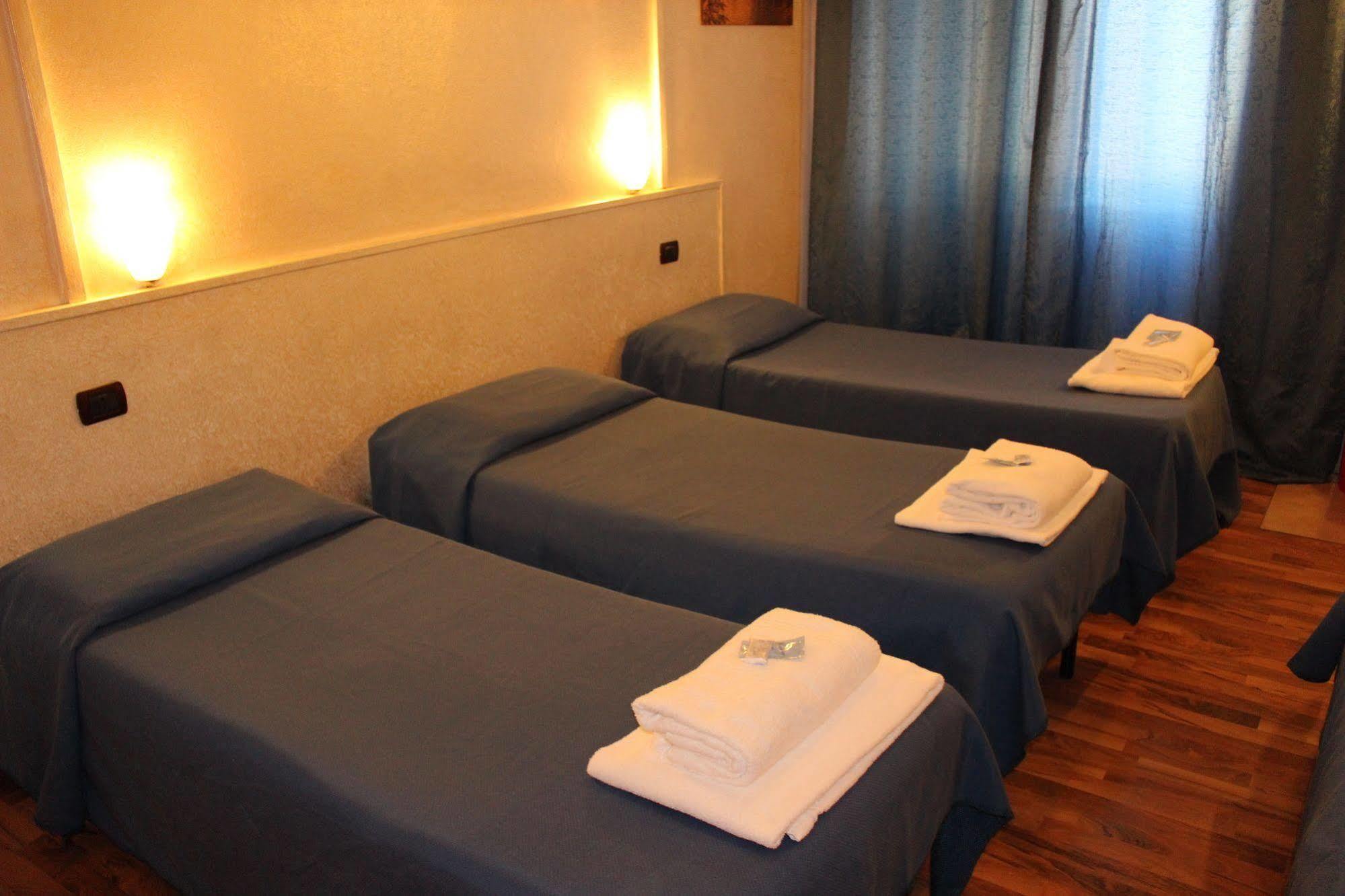 Hotel America Milan Luaran gambar