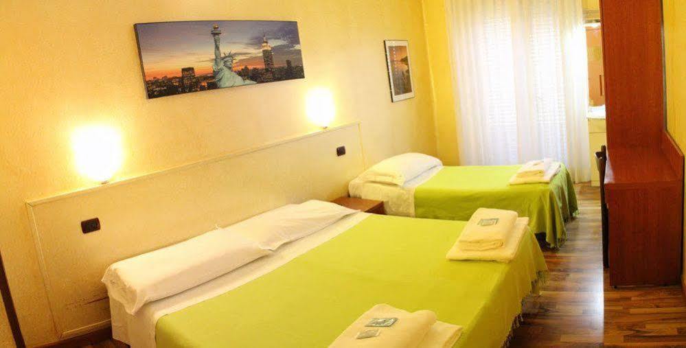 Hotel America Milan Luaran gambar