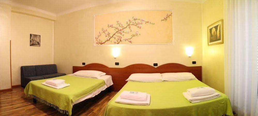 Hotel America Milan Luaran gambar