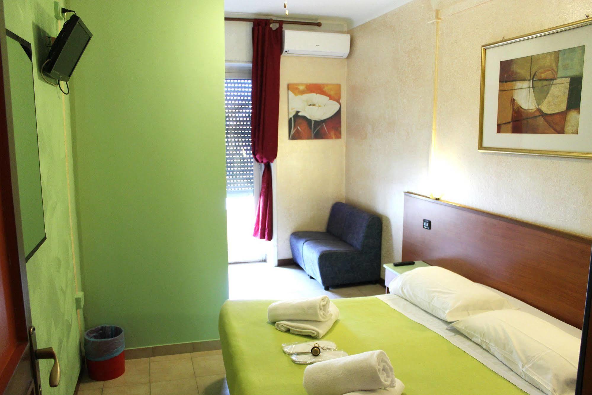 Hotel America Milan Luaran gambar
