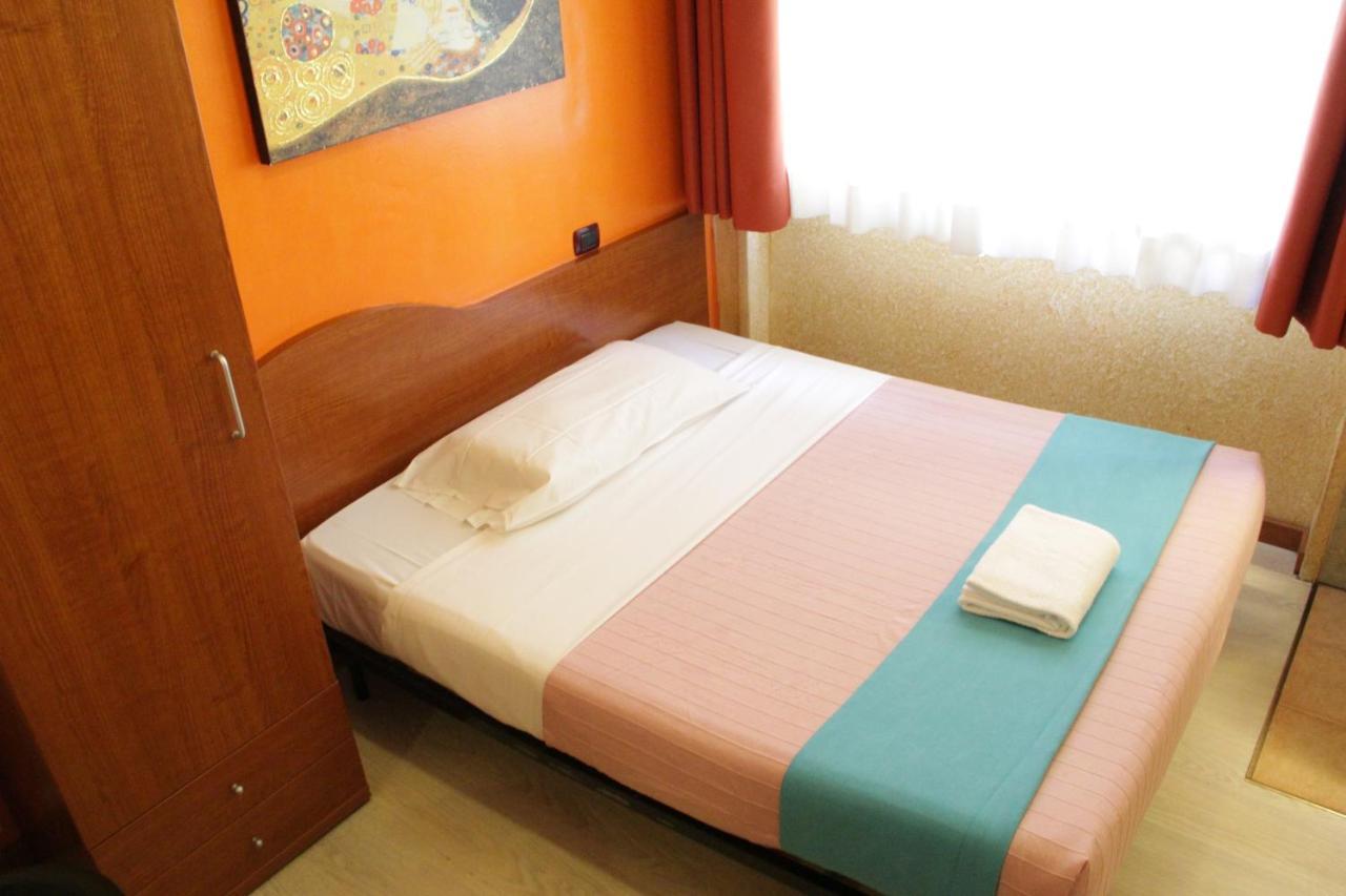 Hotel America Milan Luaran gambar